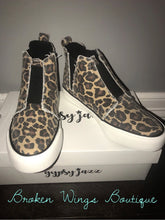 Load image into Gallery viewer, LEOPARD SHOES
