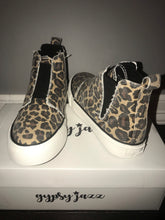 Load image into Gallery viewer, LEOPARD SHOES
